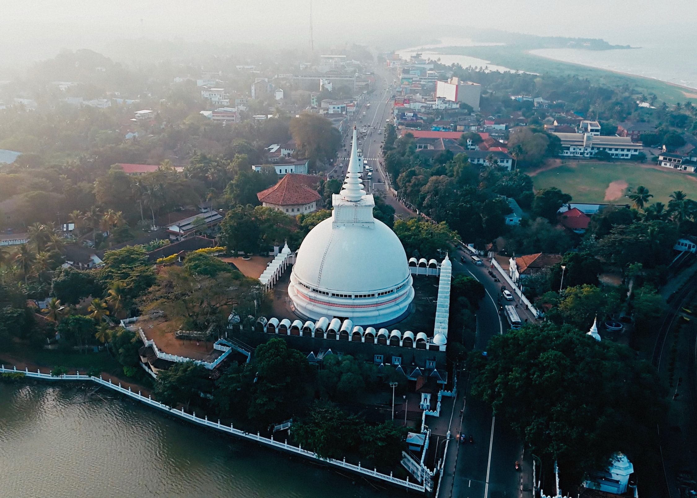 Kalutara Bodhiya & Gangatilaka Vihara