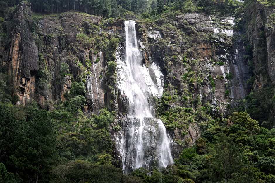 Bambarakanda Falls