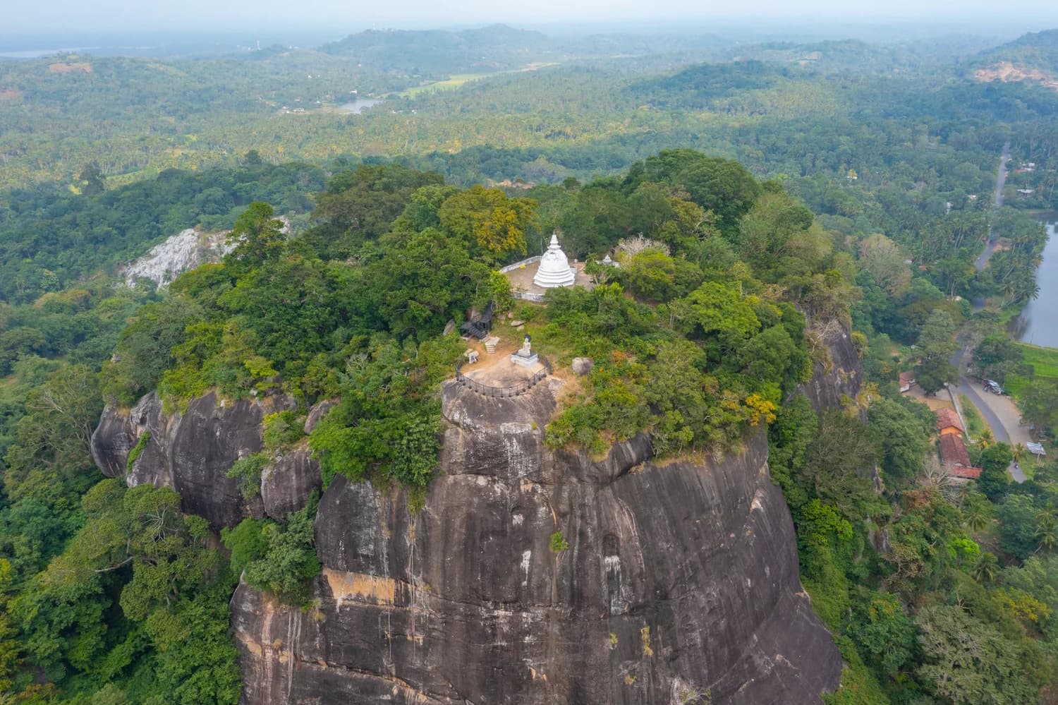 Mulkirigala Rock Temple